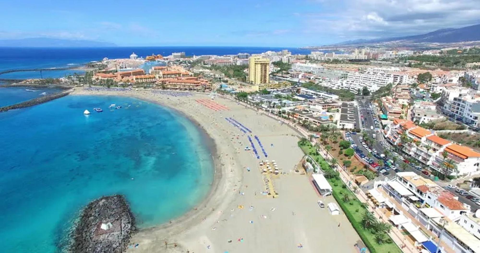 Few Steps From The Beach Hostel In Los Cristianos أرونا المظهر الخارجي الصورة
